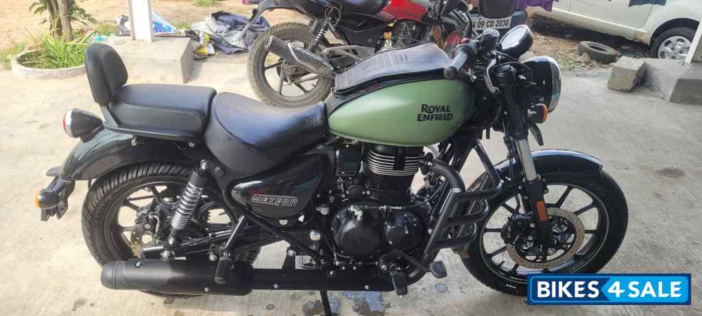 Green Royal Enfield Meteor 350 Fireball