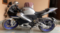 White Metallic C Yamaha R15M