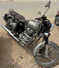Royal Enfield Classic Gunmetal Grey 2019 Model