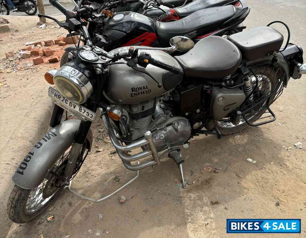 Royal Enfield Classic Gunmetal Grey