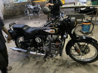 Black Royal Enfield Bullet Standard 350