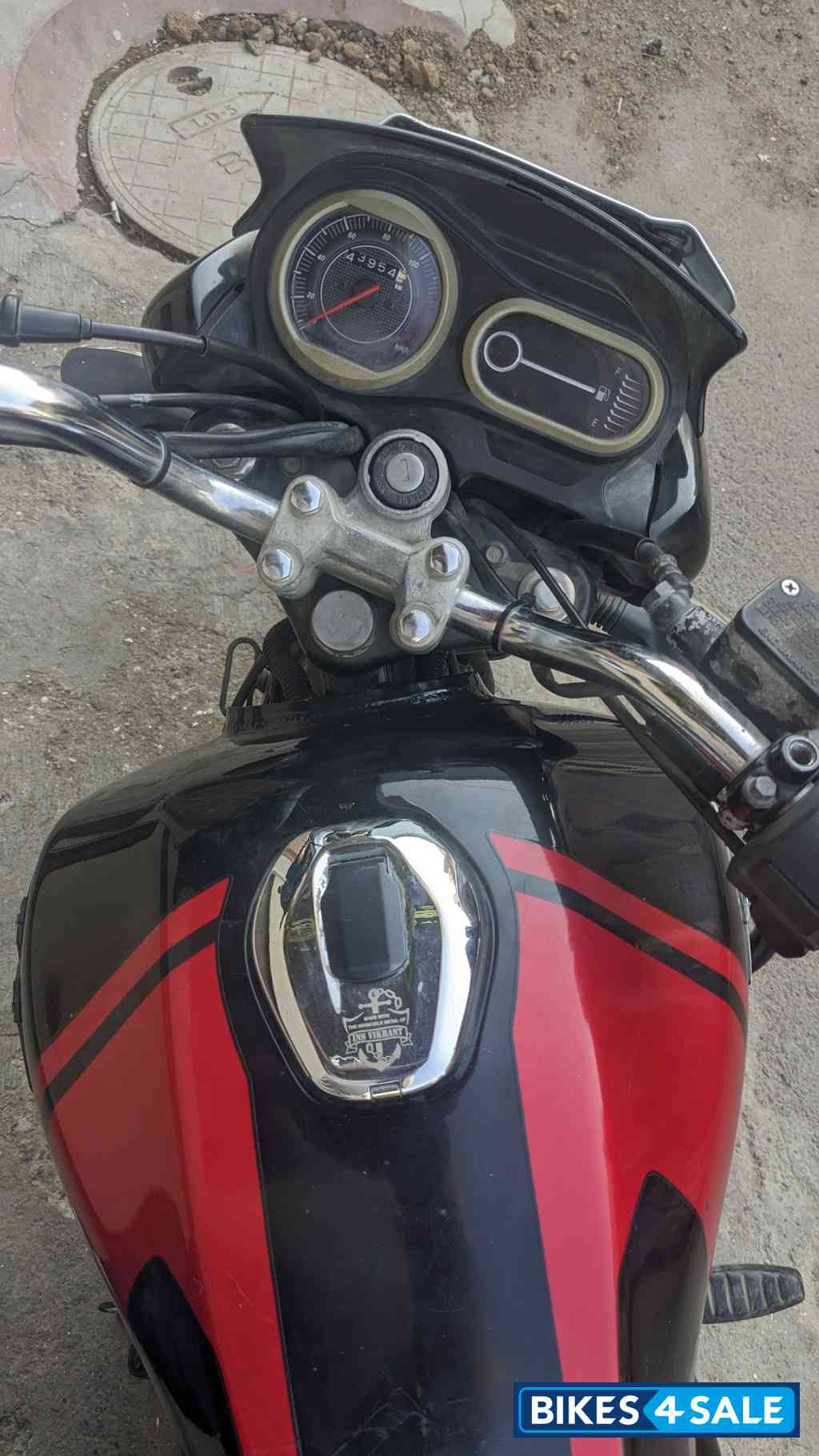 Black Red Bajaj V15