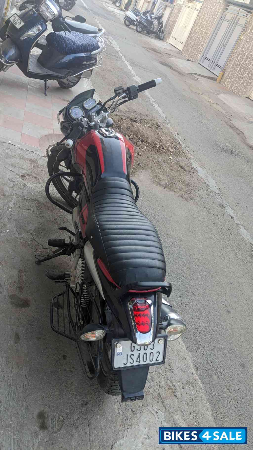 Black Red Bajaj V15