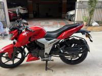 Red TVS Apache RTR 160 4V