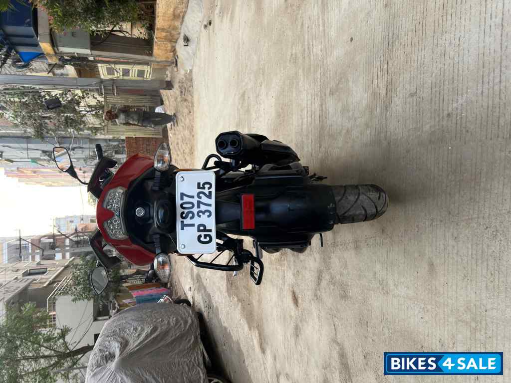 Red TVS Apache RTR 160 4V