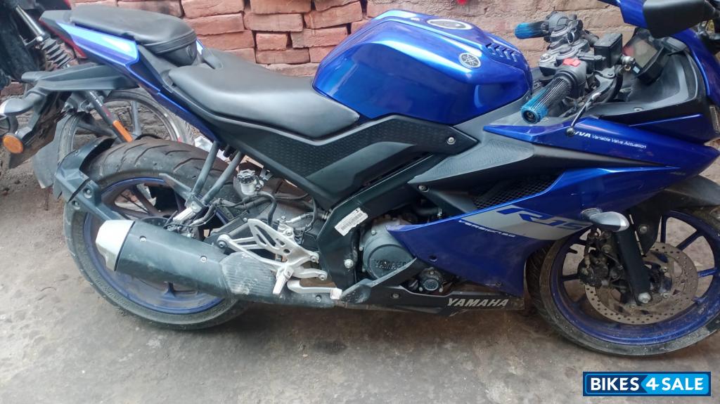 Yamaha R15 V4