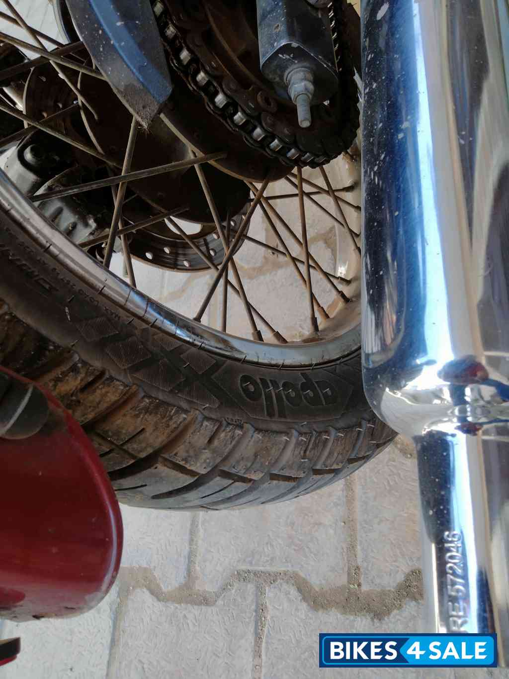 Chestnut Royal Enfield Classic 350