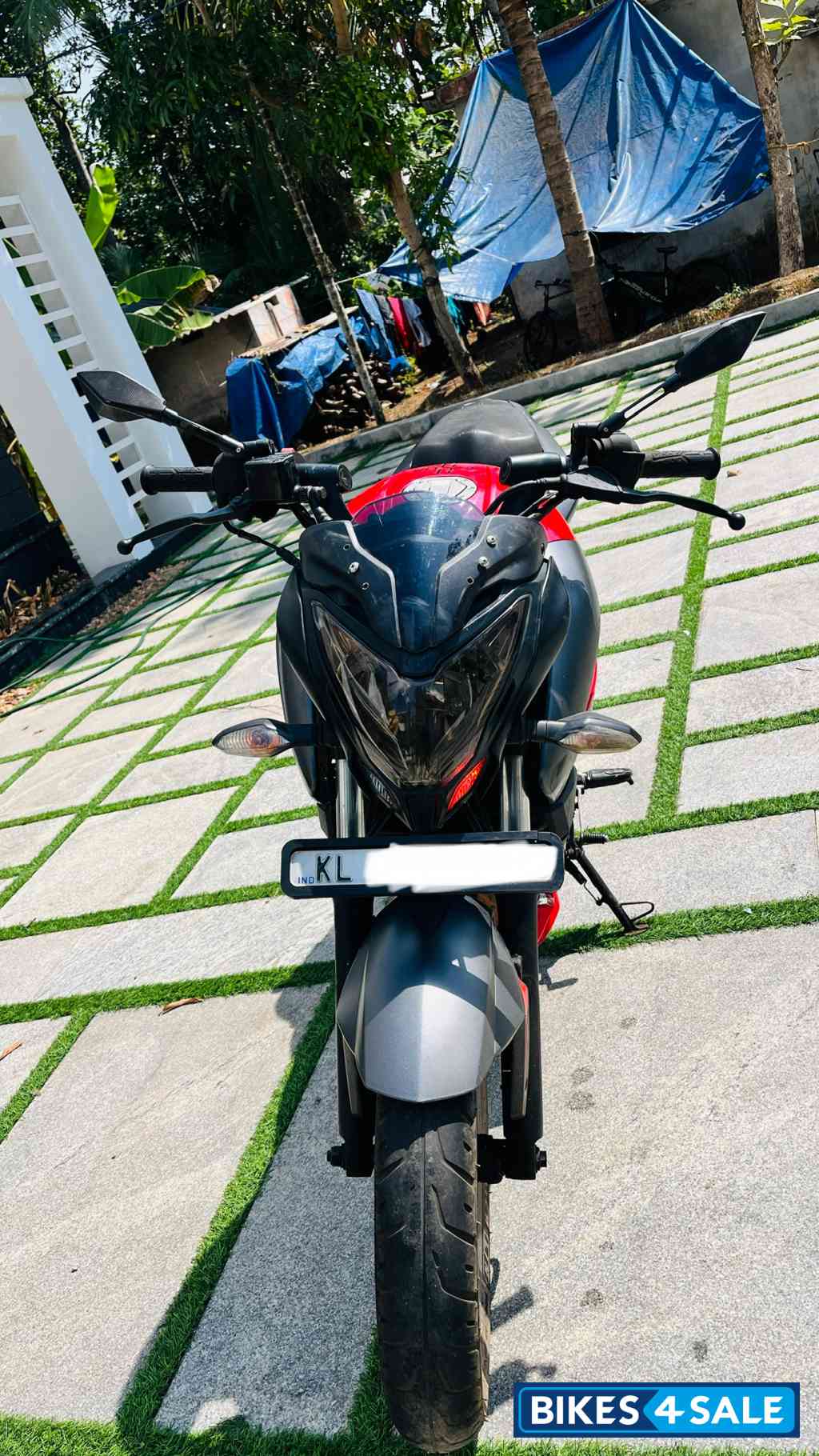 Bajaj Pulsar 200 NS