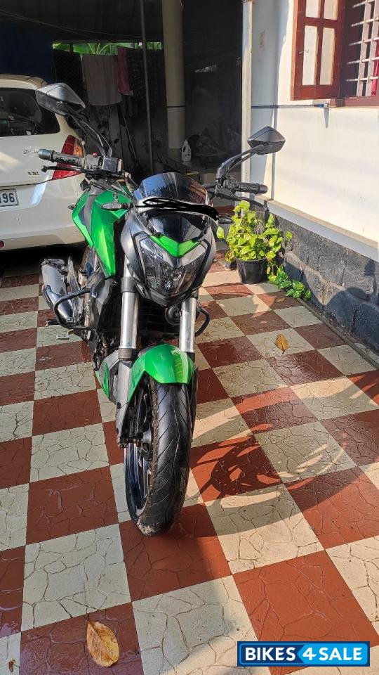 Bajaj Dominar 400 Disc