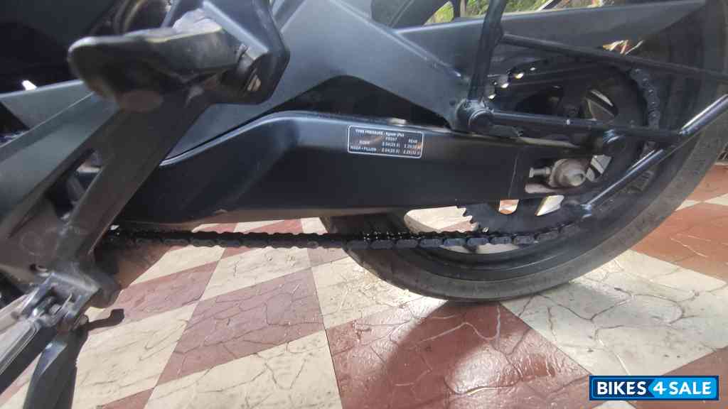 Bajaj Dominar 400 Disc