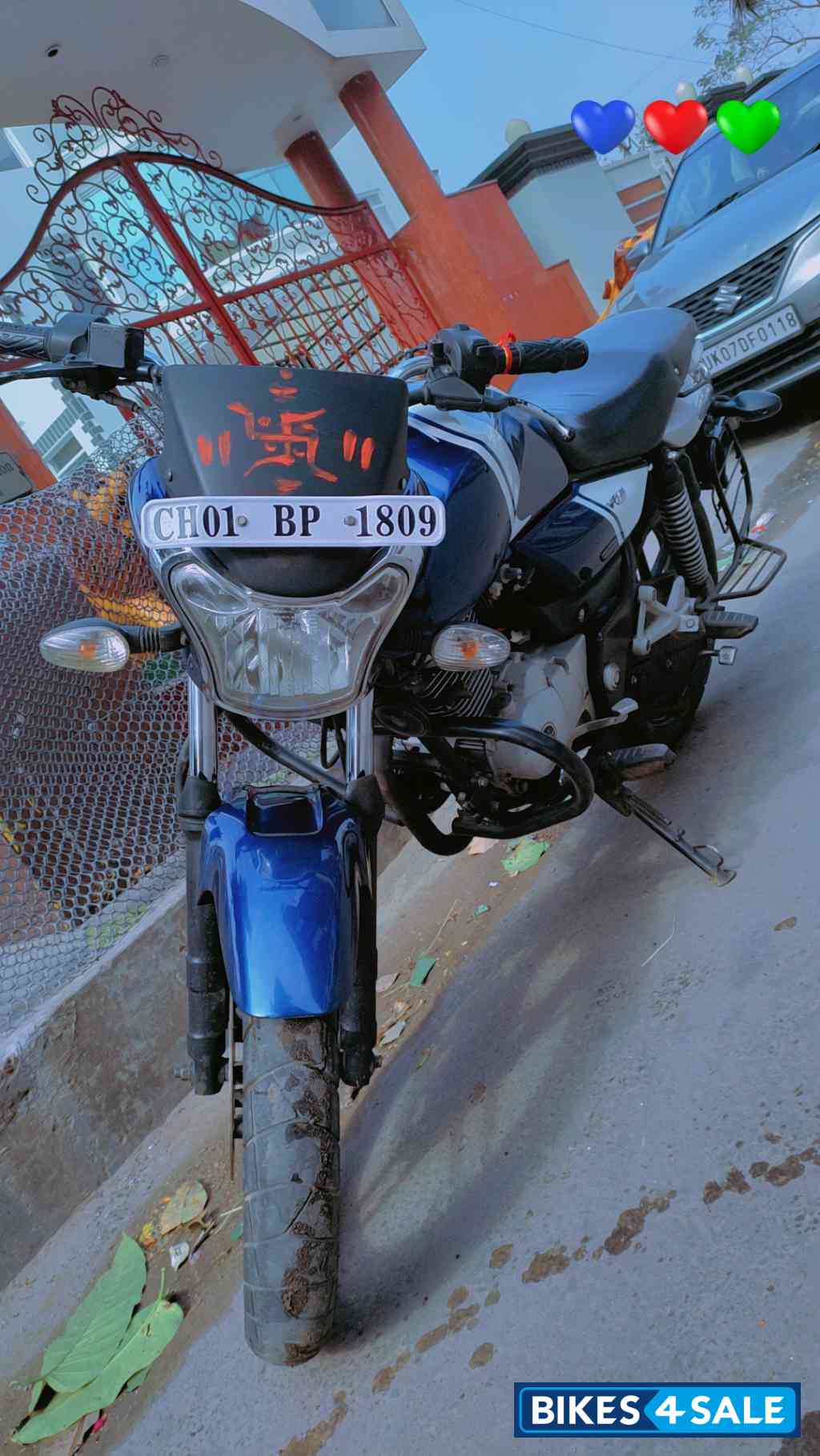 Bajaj V15
