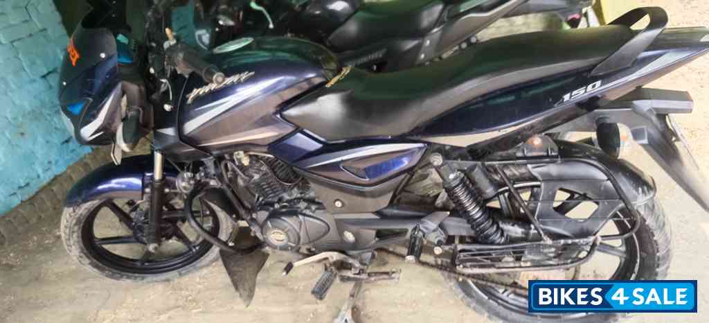 Bajaj Pulsar 150