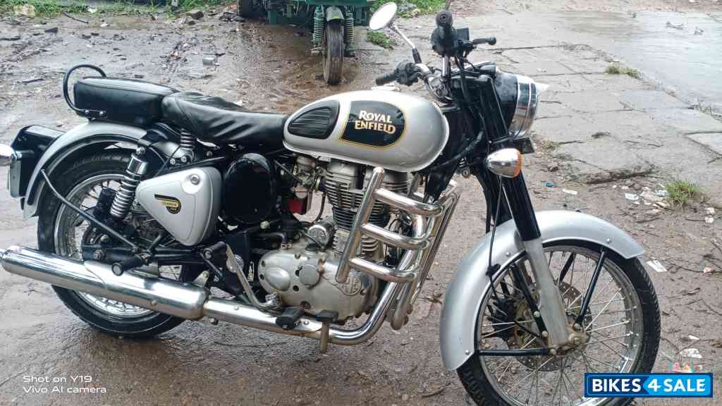 Royal Enfield Classic 350