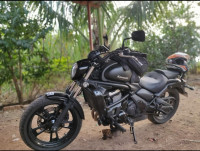 Black Kawasaki Vulcan S 650