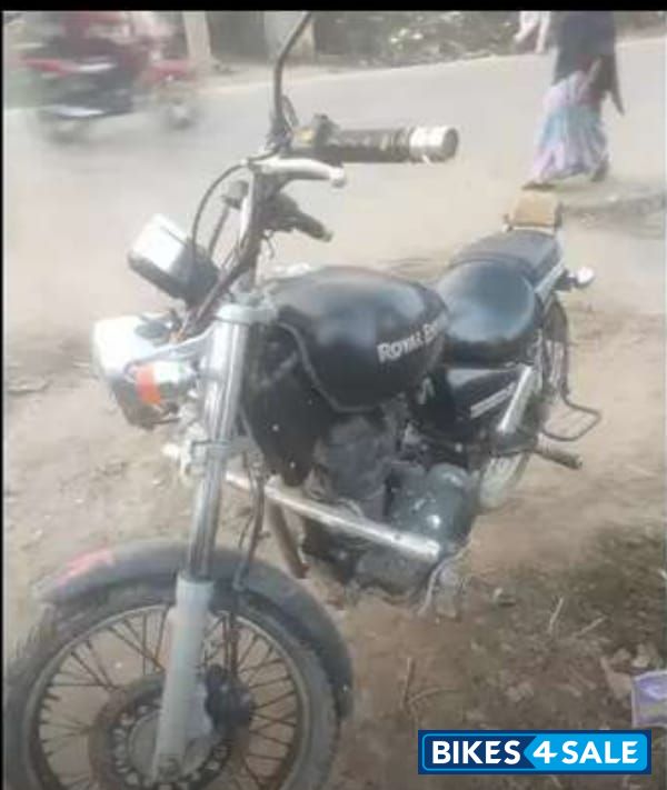 Matt Black Royal Enfield Thunderbird