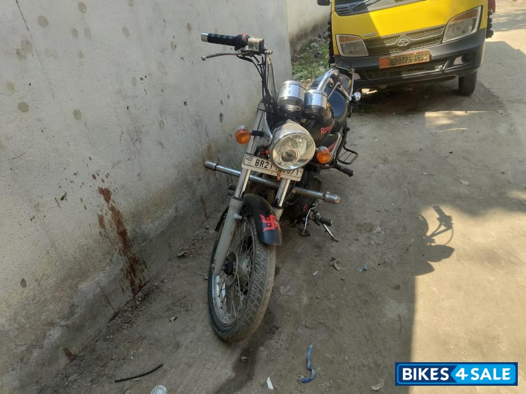 Matt Black Royal Enfield Thunderbird