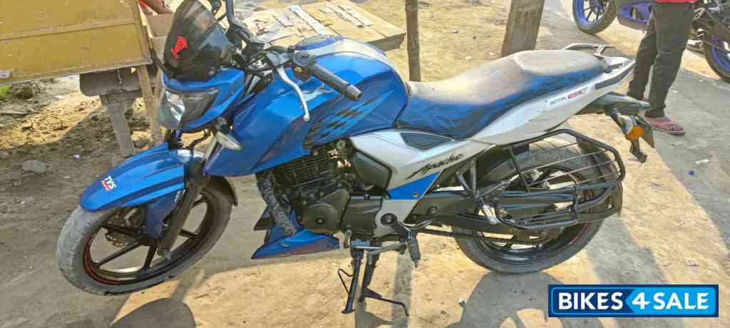 TVS Apache RTR 160 4V
