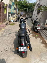 Yezdi Roadster Dark 2023 Model