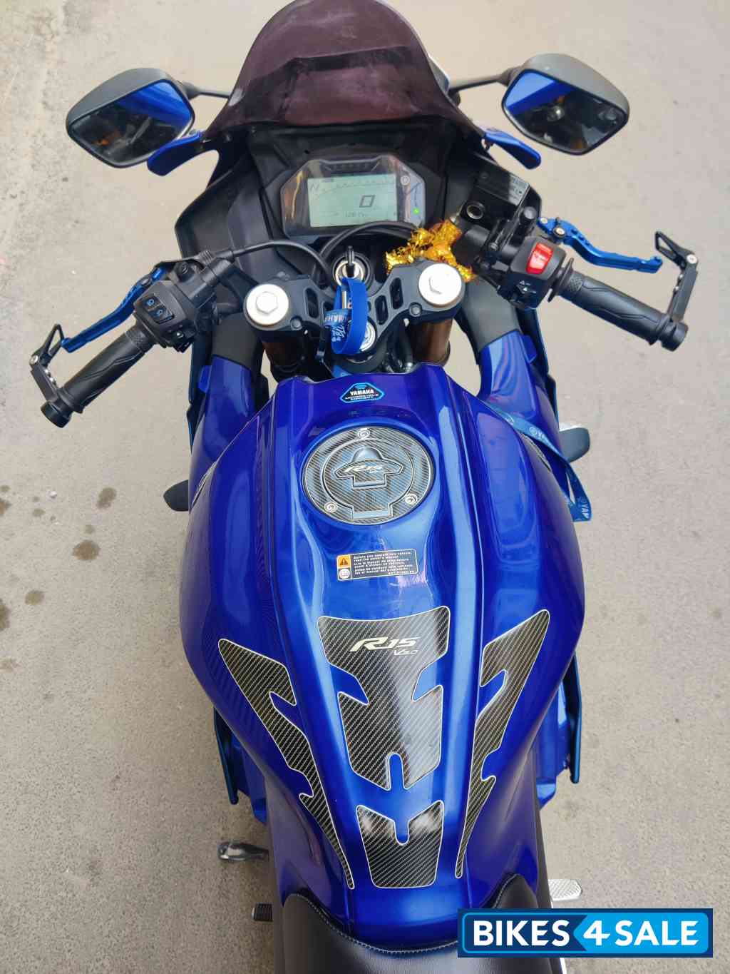 Racing Blue Yamaha R15M