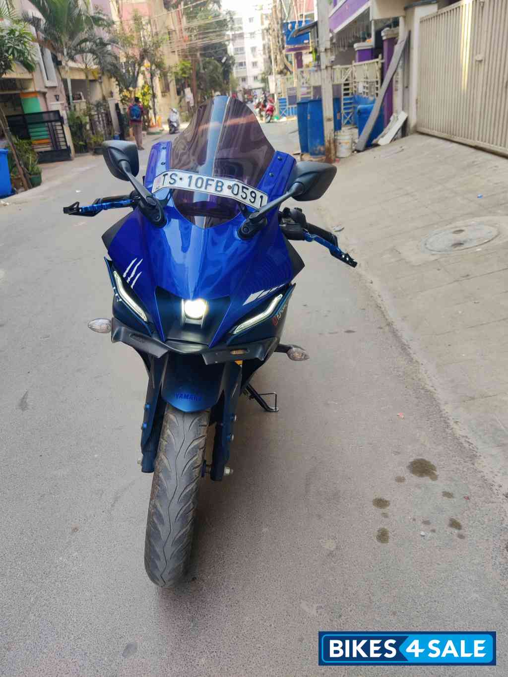 Racing Blue Yamaha R15M Racing Blue Yamaha R15M