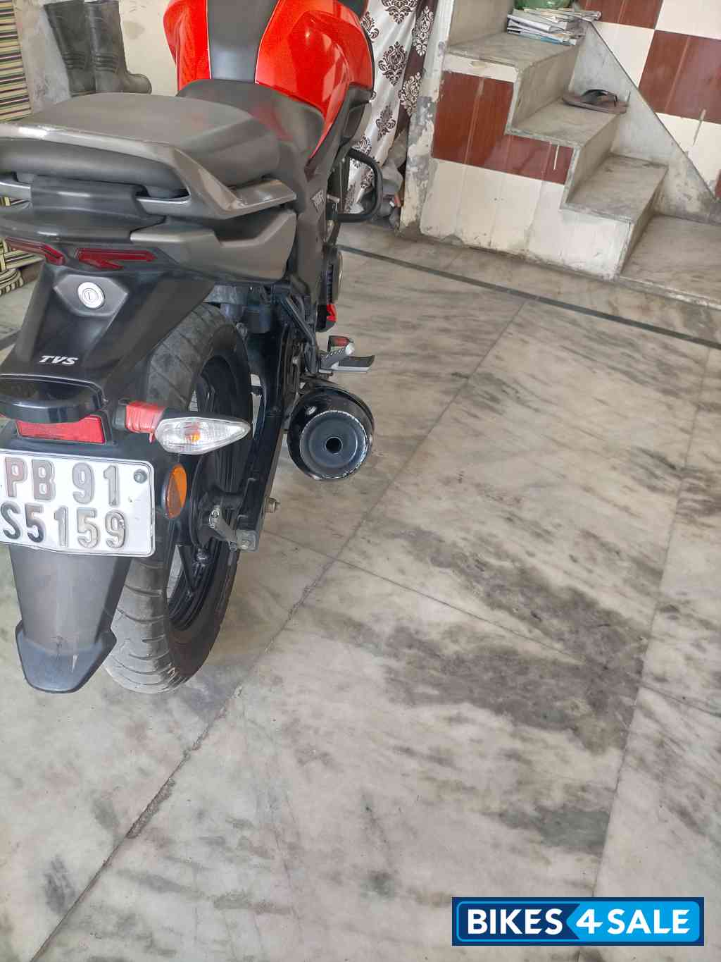 TVS Raider Split Seat