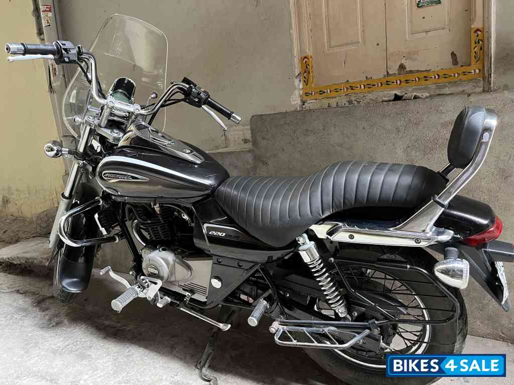 Bajaj Avenger Cruise 220