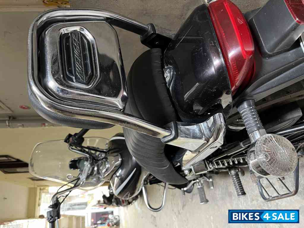 Bajaj Avenger Cruise 220