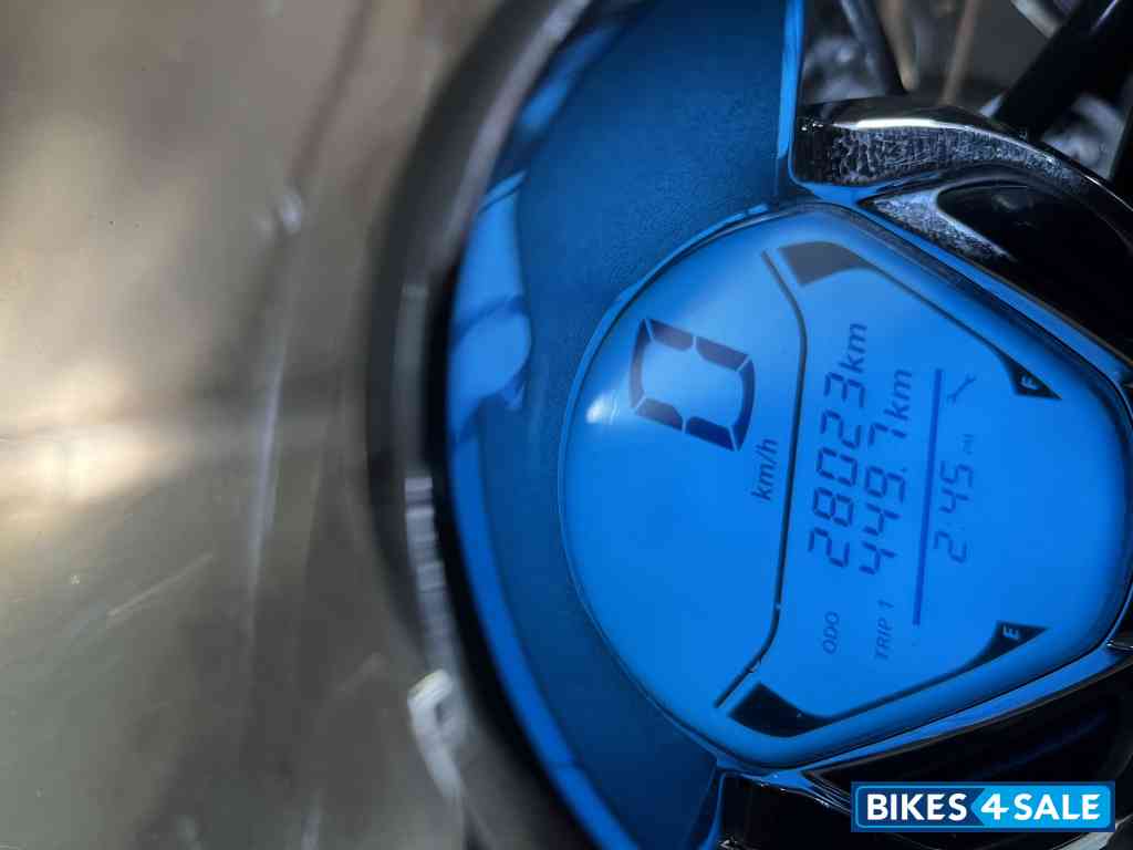 Bajaj Avenger Cruise 220