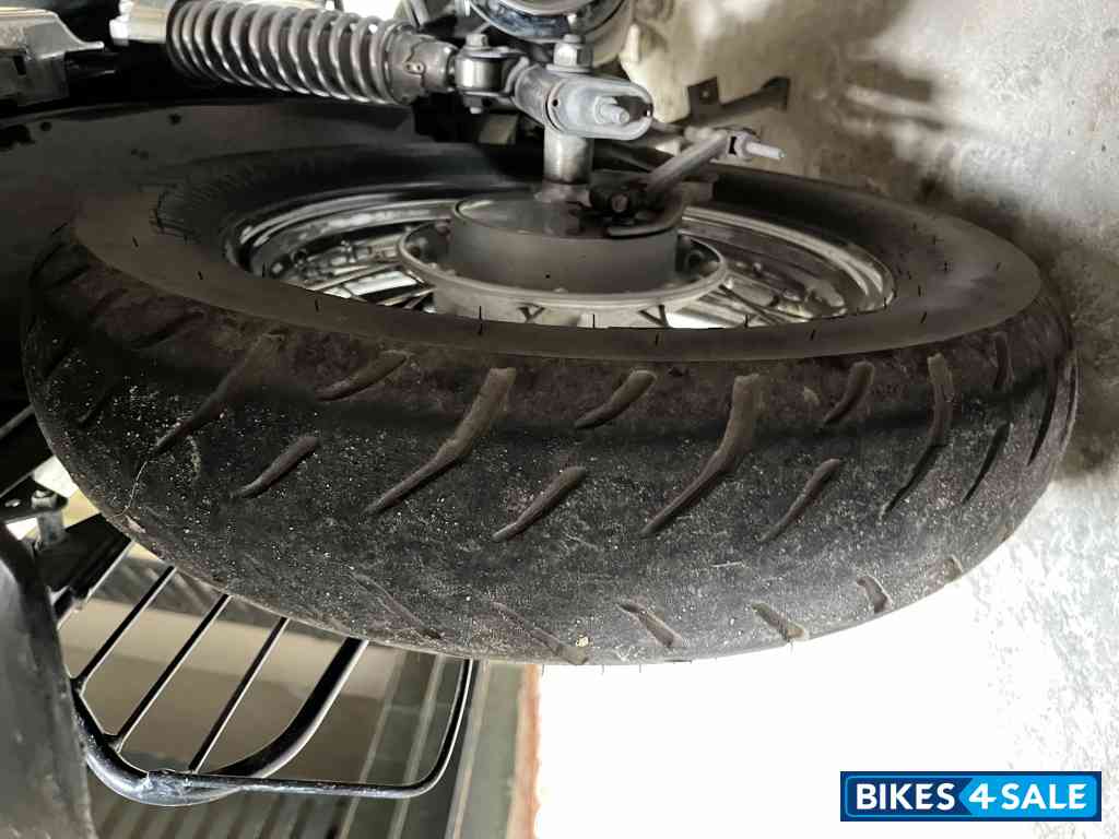 Bajaj Avenger Cruise 220