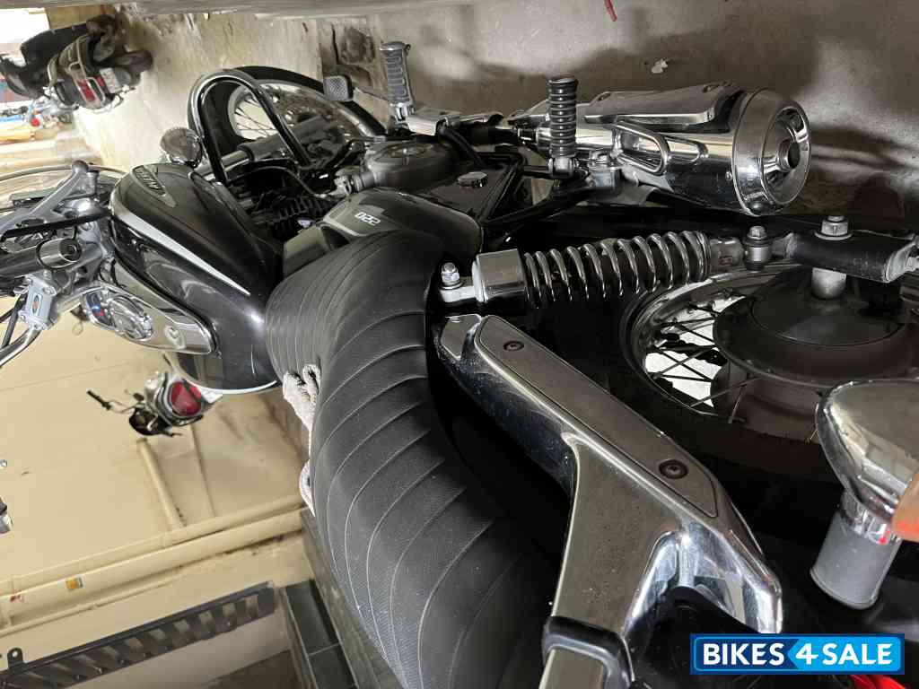 Bajaj Avenger Cruise 220