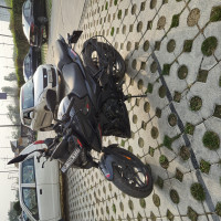 Brooklyn Black Bajaj Pulsar N250 Dual Channel ABS