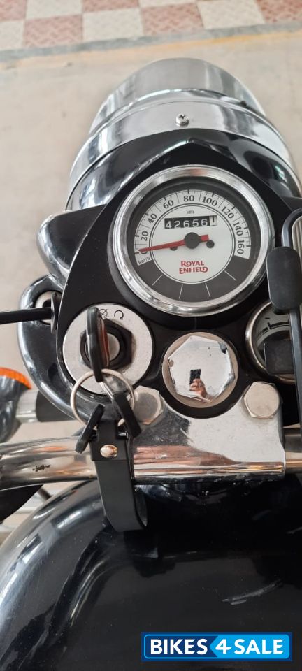 Black Royal Enfield Classic 350