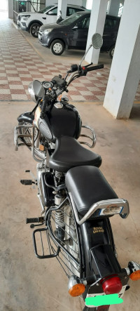 Black Royal Enfield Classic 350