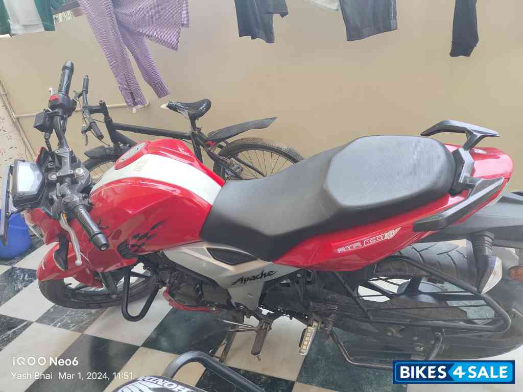 TVS Apache RTR 160 4V