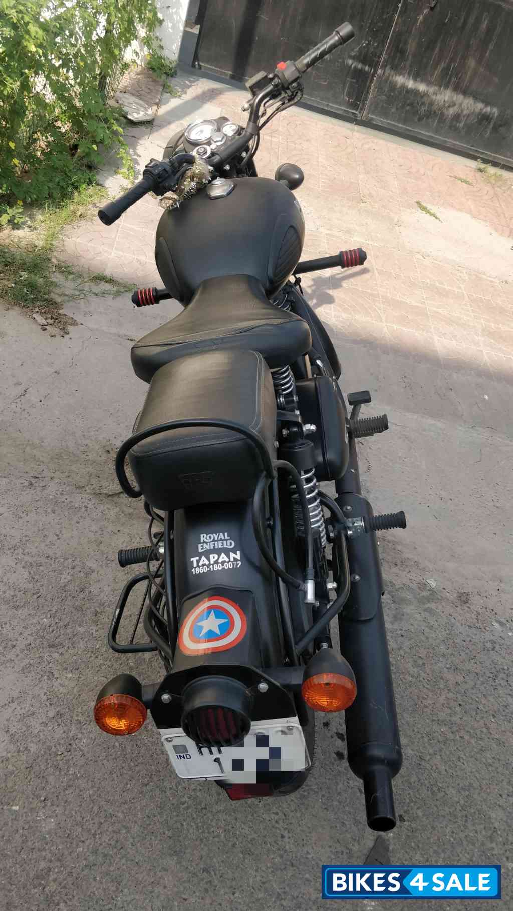 Royal Enfield Classic Stealth Black