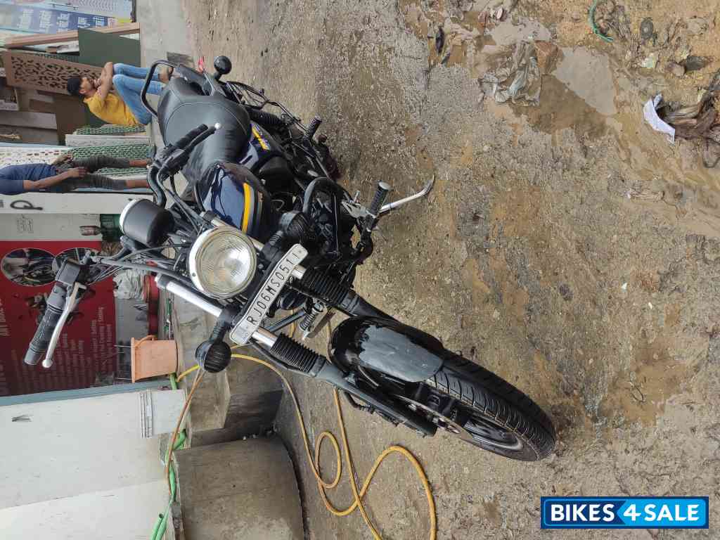 Bajaj Avenger Street 150