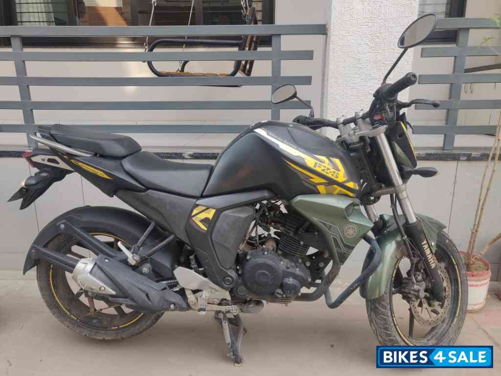 Military Style Camouflage Yamaha FZ-S FI V2