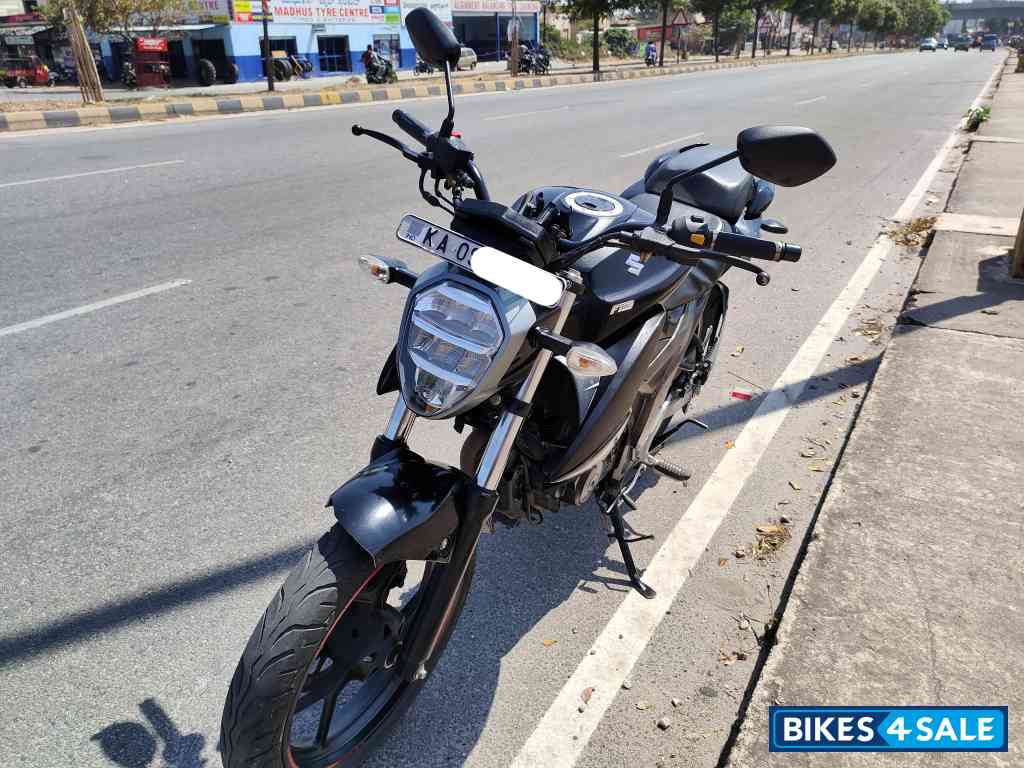 Suzuki Gixxer BS6