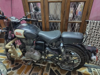 Black Royal Enfield Classic 350