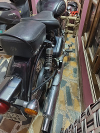 Black Royal Enfield Classic 350