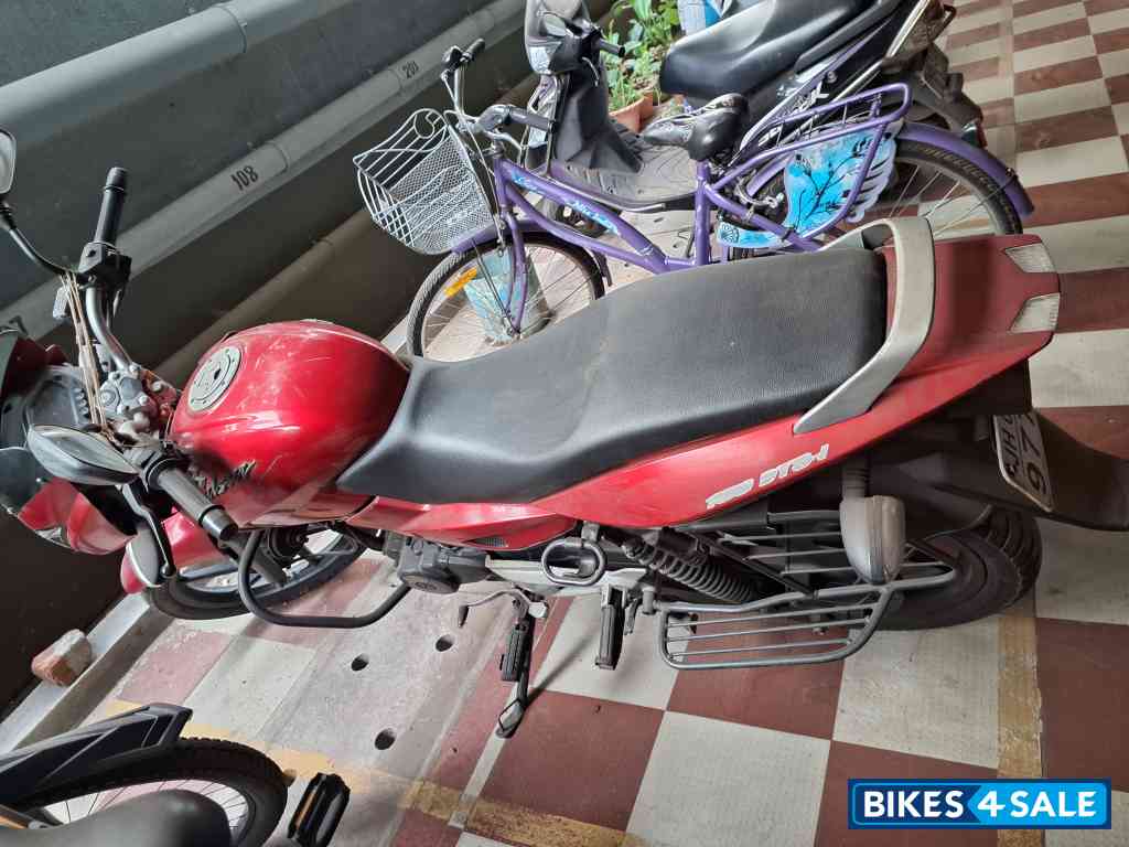 Red Bajaj Pulsar 150 DTSi