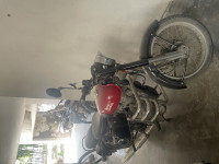 Royal Enfield Classic 350 Redditch Red 2017 Model