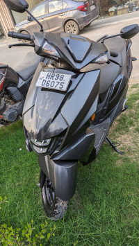 Suzuki Avenis 125 Ride Connect Edition