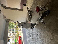 Pearl White Vespa VXL 125