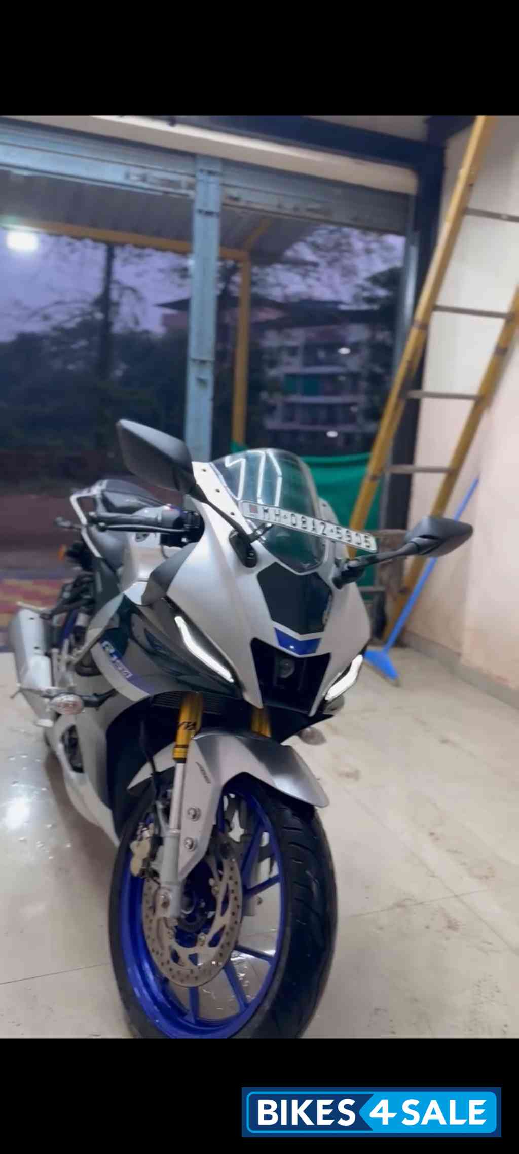 Yamaha R15M