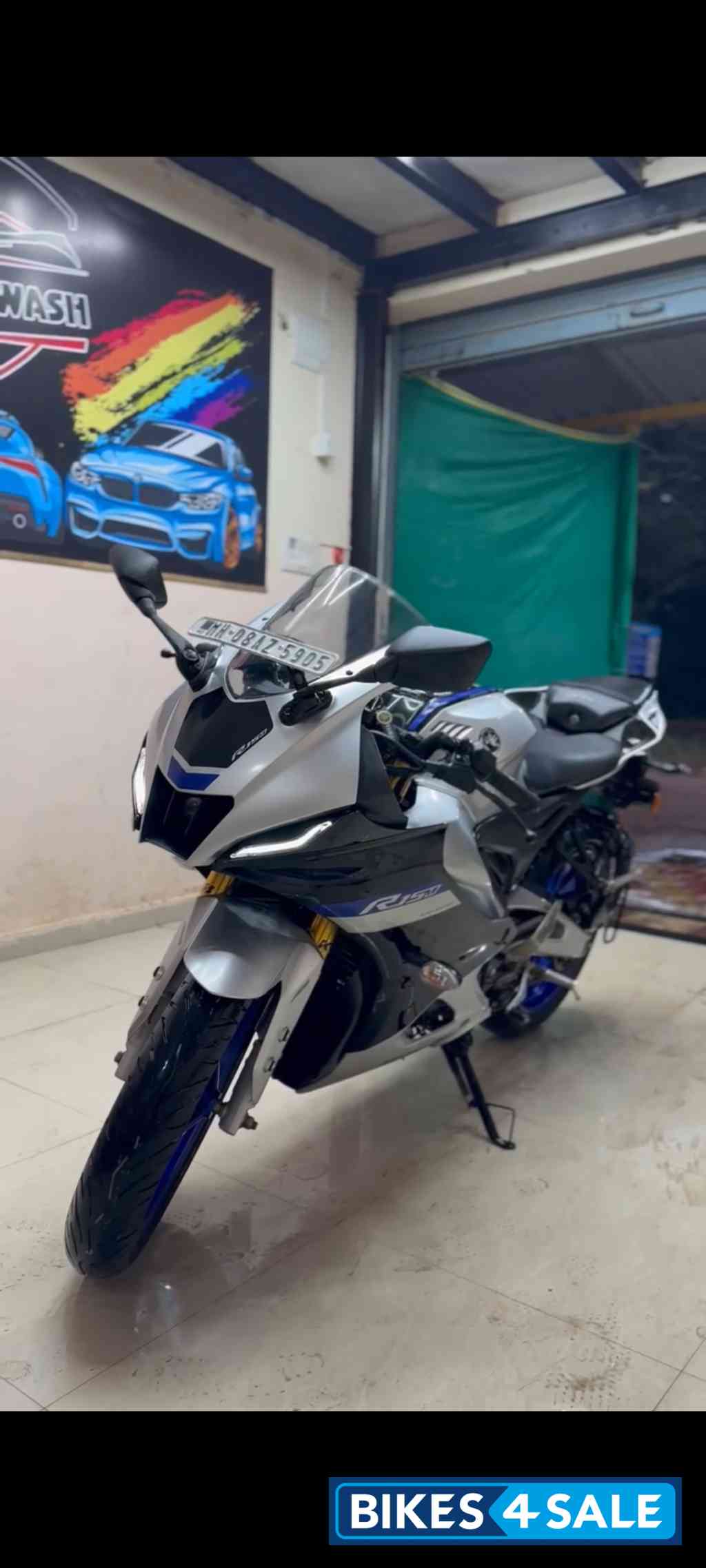 Yamaha R15M