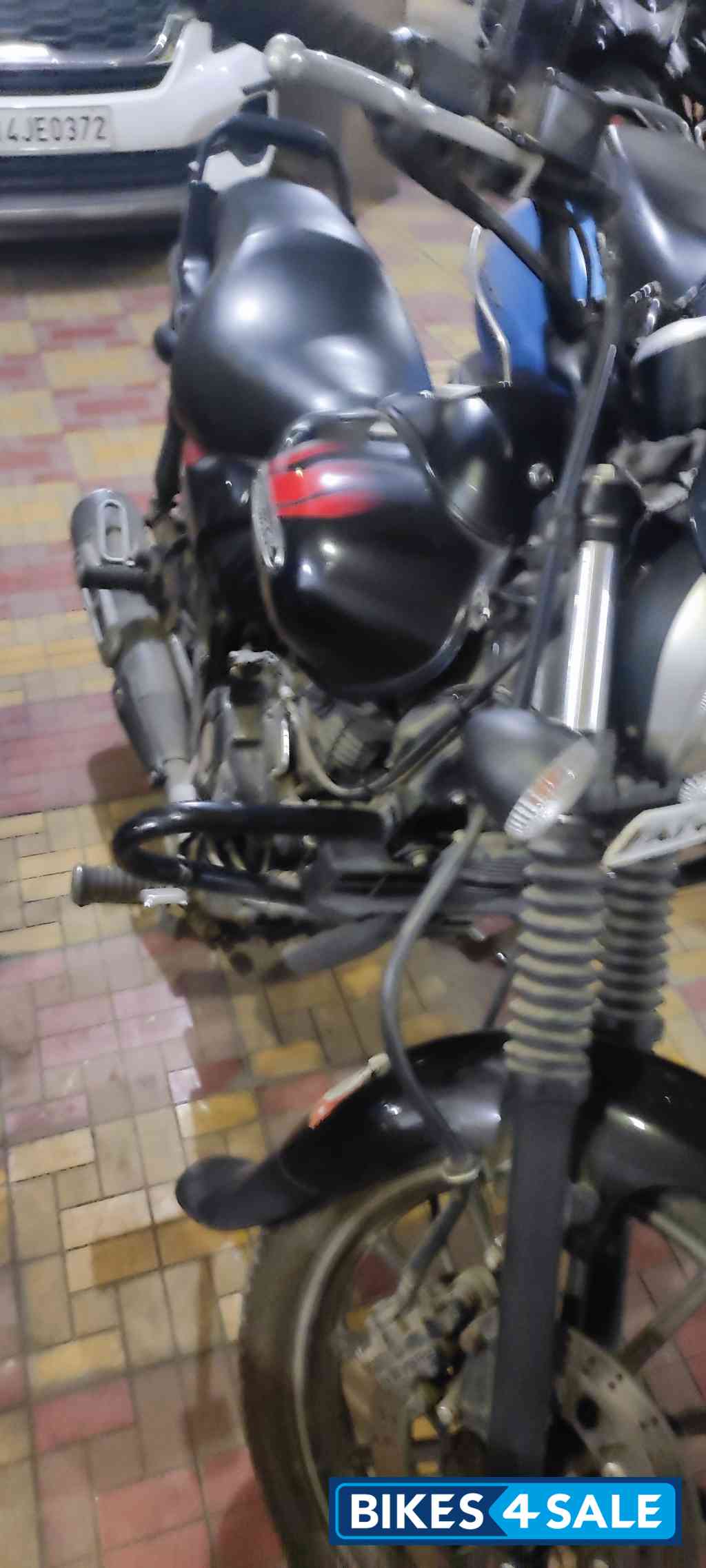 Bajaj Avenger Street 220 BS6 Bajaj Avenger Street 220 BS6
