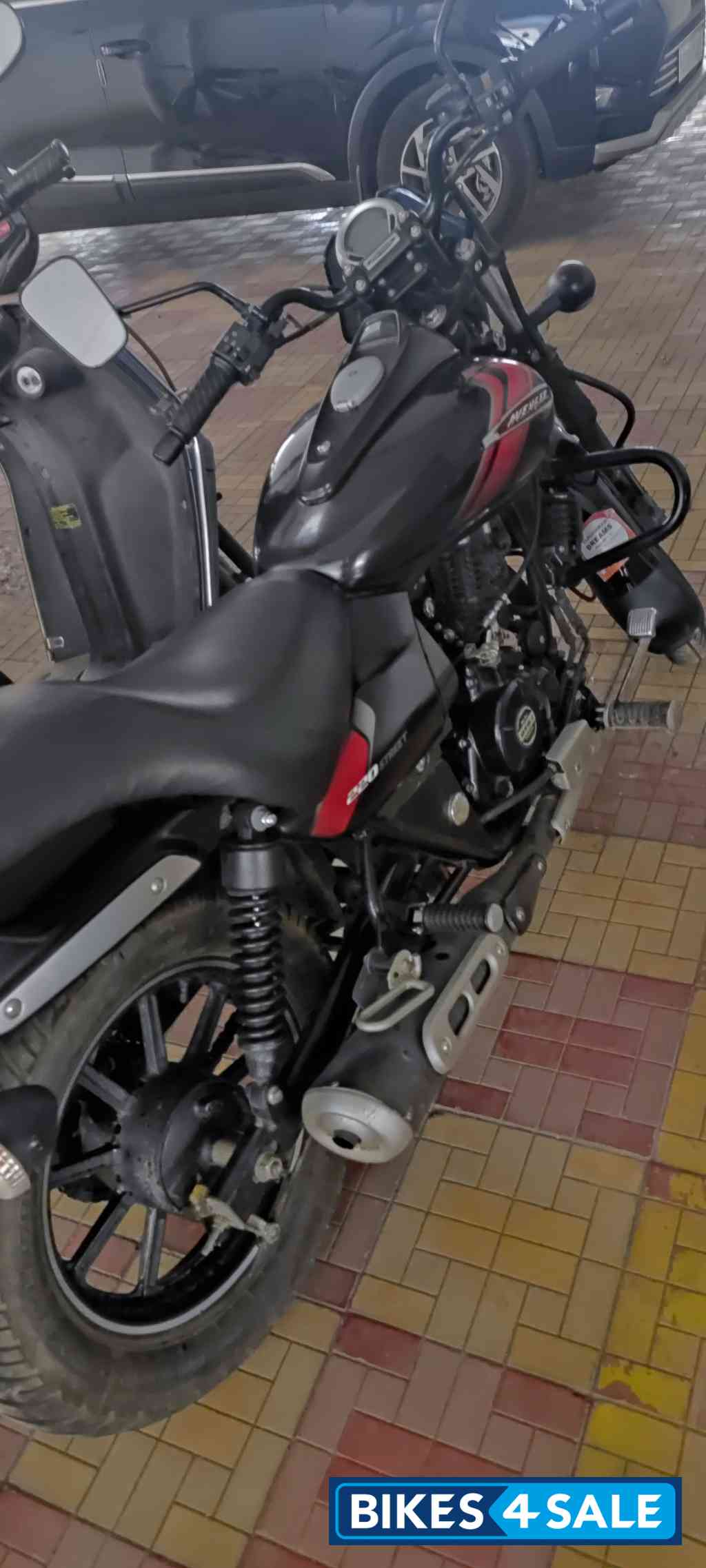 Bajaj Avenger Street 220 BS6 Bajaj Avenger Street 220 BS6
