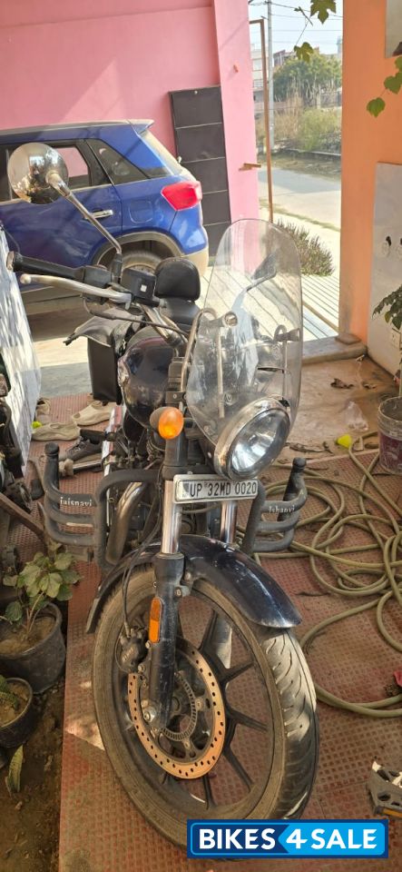 Blue Royal Enfield Meteor 350 Stellar