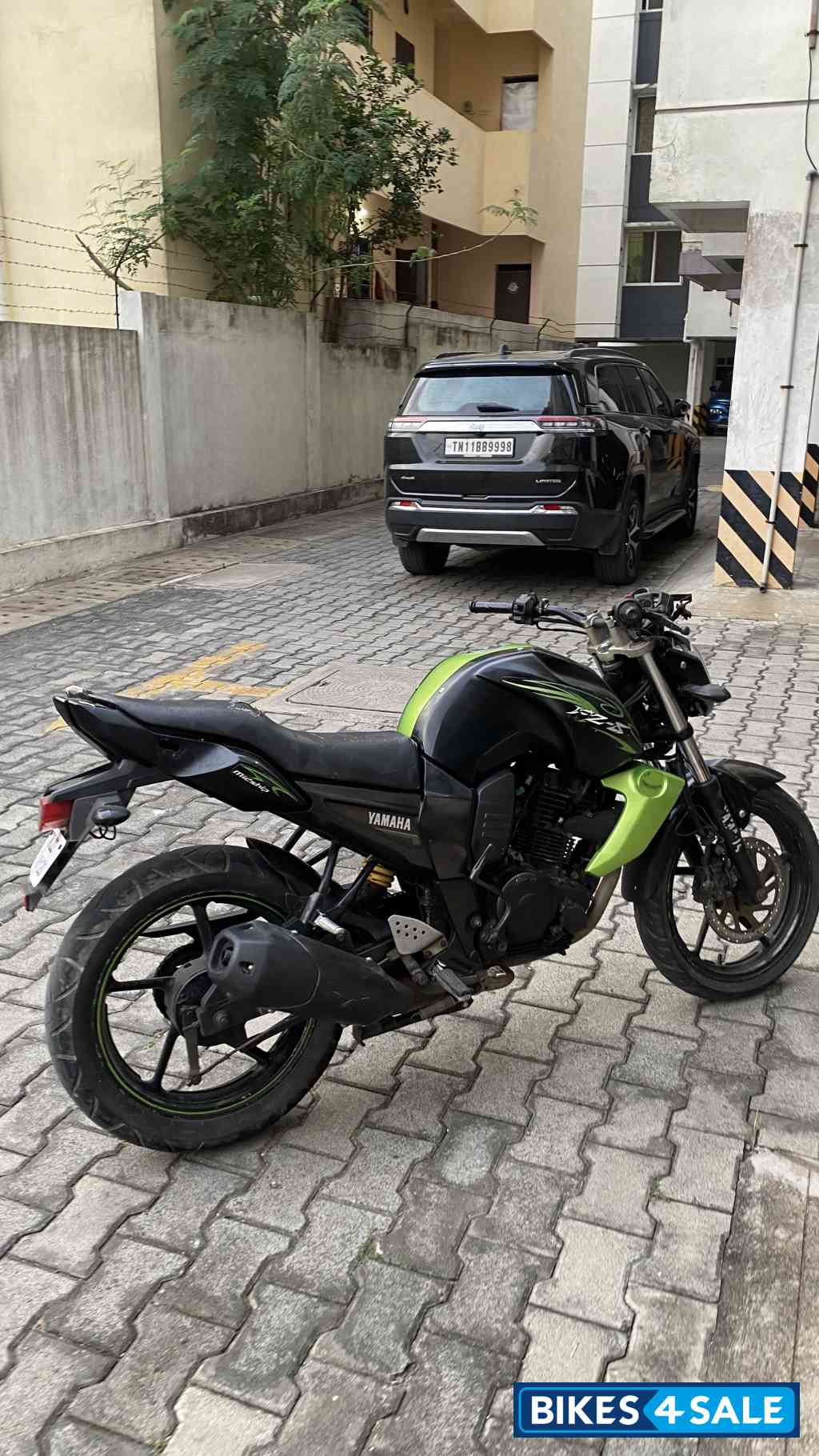 Yamaha FZ-S